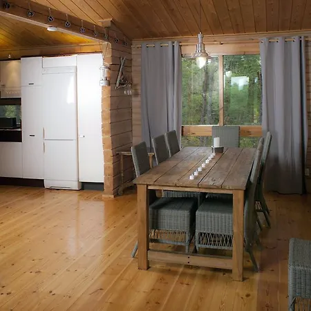 Bergholmen Huvilat *