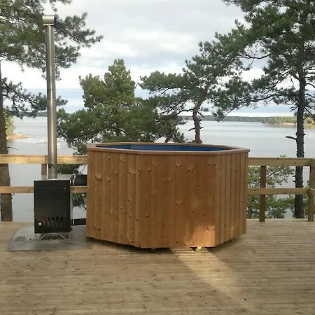 Bergholmen * Taalintehdas