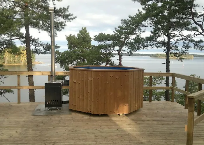 Bergholmen * Taalintehdas